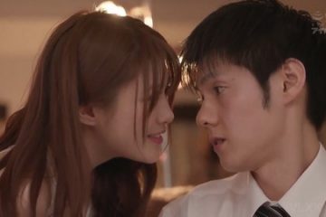thu-dam-roi-dit-em-dong-nghiep-xinh-xau-dam-duc-minami-aizawa.jpg